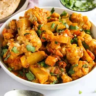 Aloo gobi, cauliflower and potato curry